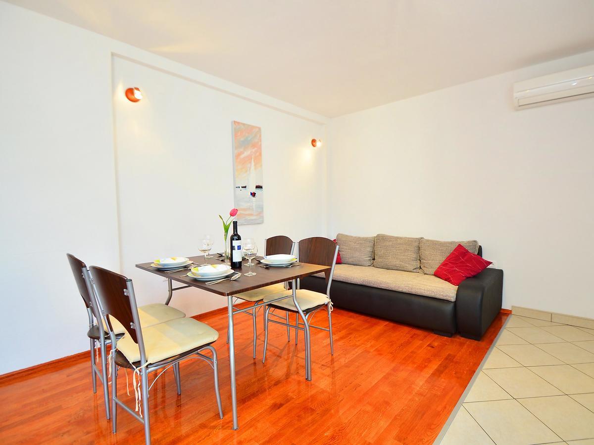 Apartment Ante-2 By Interhome Brodarica  Eksteriør billede